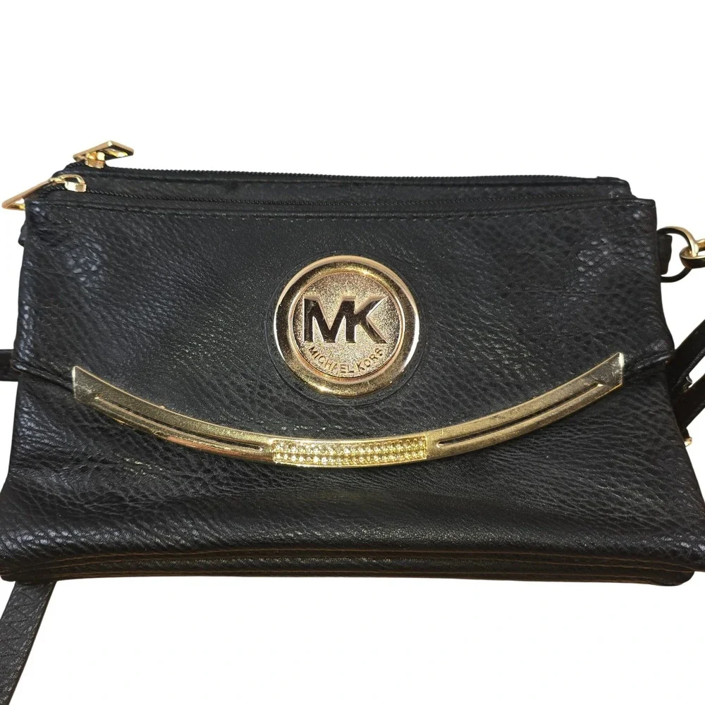 Michael Kors Black Pebbled leather Crossbody Clutch Bag Purse Gold Tone 9